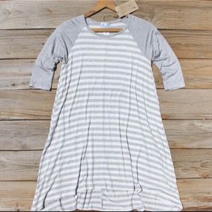 NWOT Spool72 Gray and White T-Shirt Dress